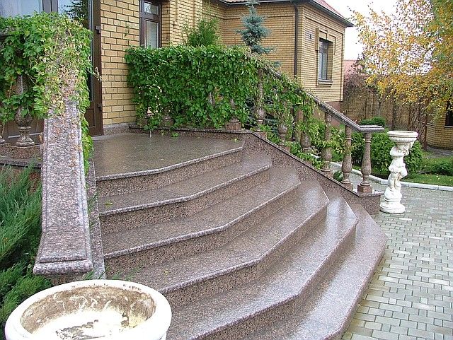 изготовление ступеней из гранита